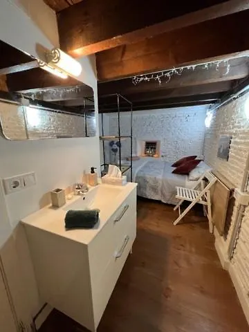 Airbhouse Private Rooms & Apartments Seville 0*,  Spain